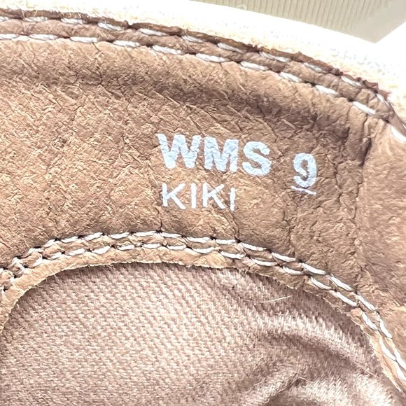 DV Dolce Vita‎ Size 9 Beige Taupe Faux Vegan Leather Western Ankle Boots Shoes - Picture 13 of 15